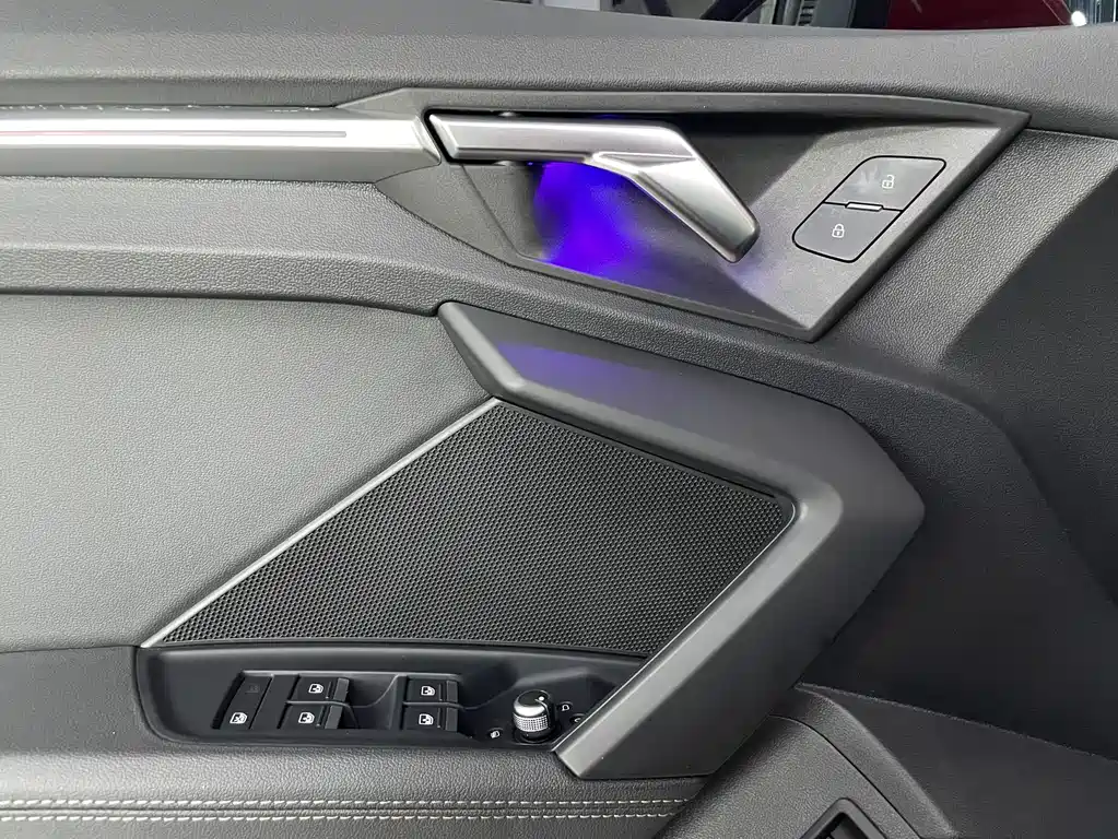 Audi A3 2022 — фото 18