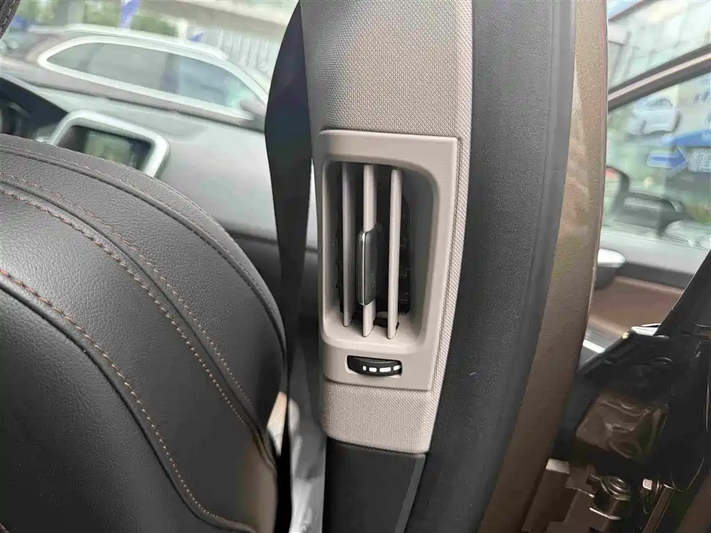 Volvo XC60 2016