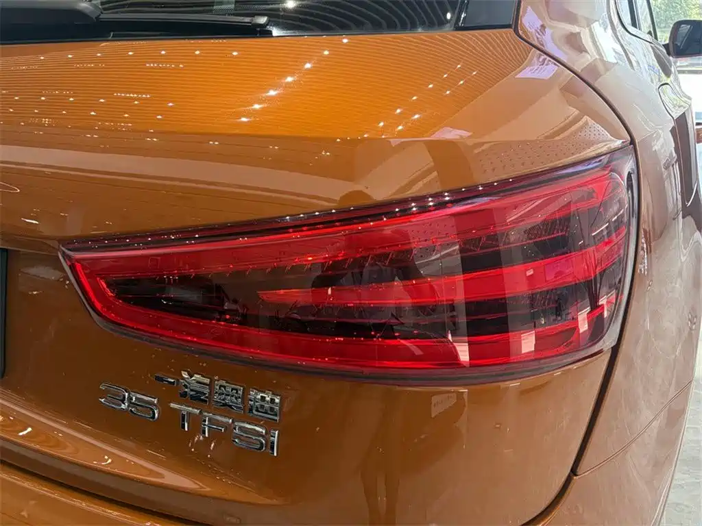 Audi Q3 2014 — фото 13