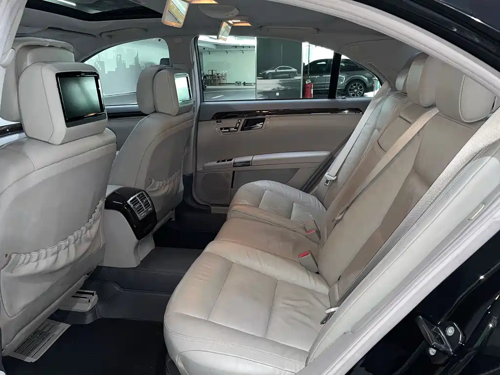 Mercedes-Benz S-Class 2010 — фото 16