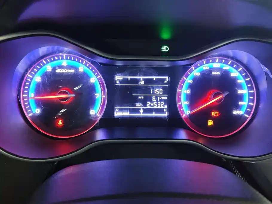 Geely Vision 2020 — фото 14