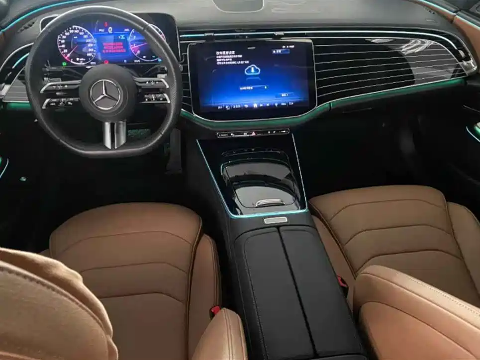 Mercedes-Benz E-Class 2024