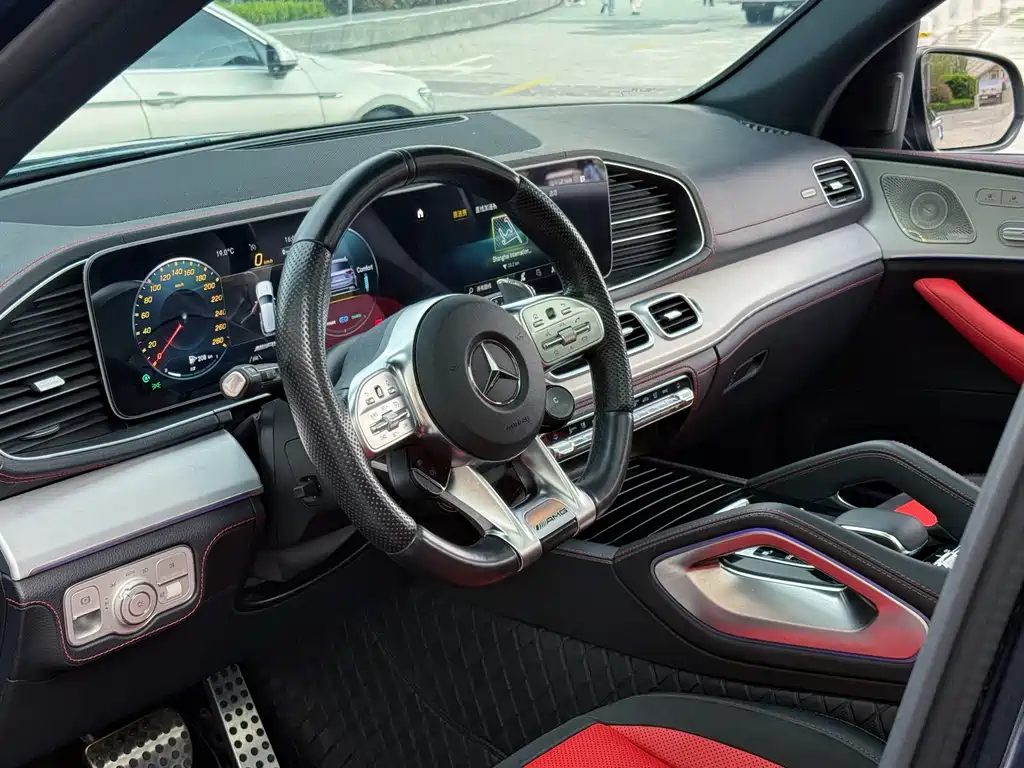 Mercedes-Benz GLE AMG 2021 — фото 19
