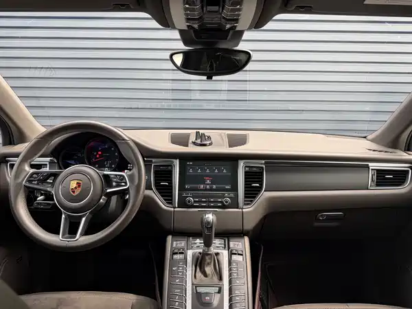 Porsche Macan 2018