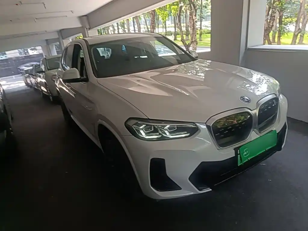 BMW iX3 2022 — фото 4