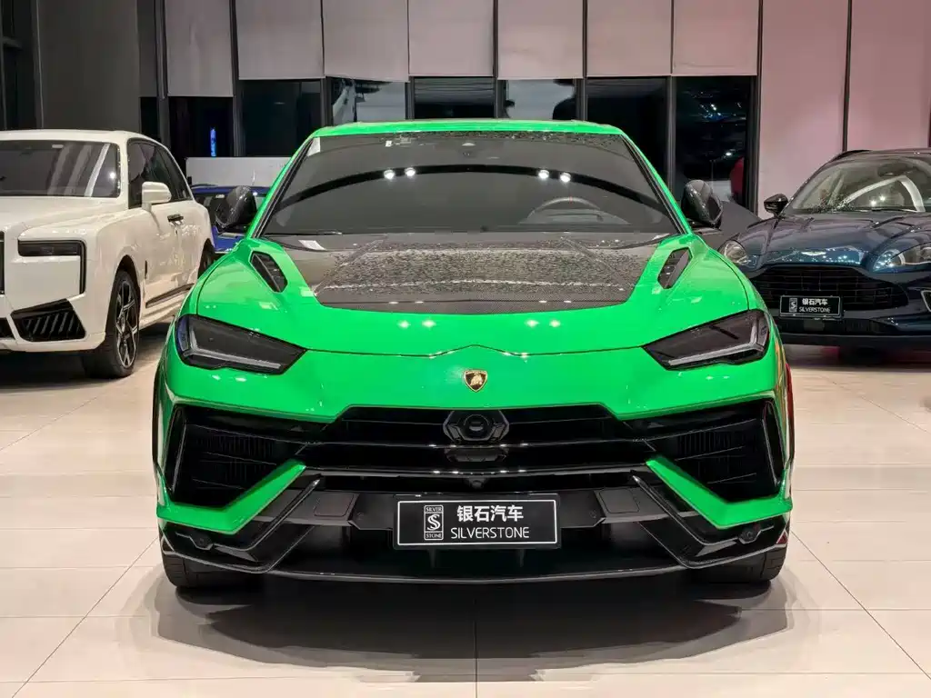 Lamborghini Urus 2024 — фото 2