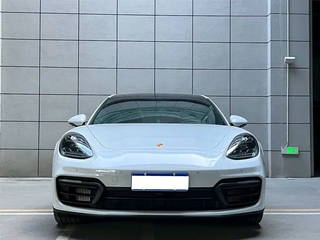 Porsche Panamera 2021 — фото 2