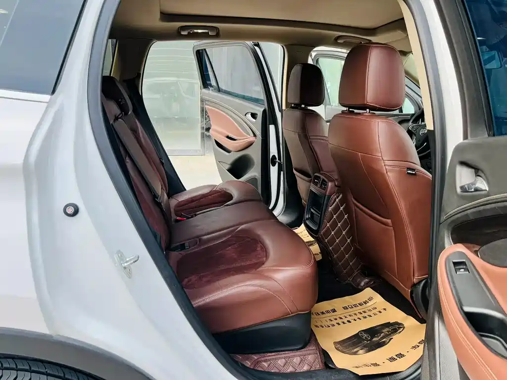 Buick Envision Plus 2016 — фото 9