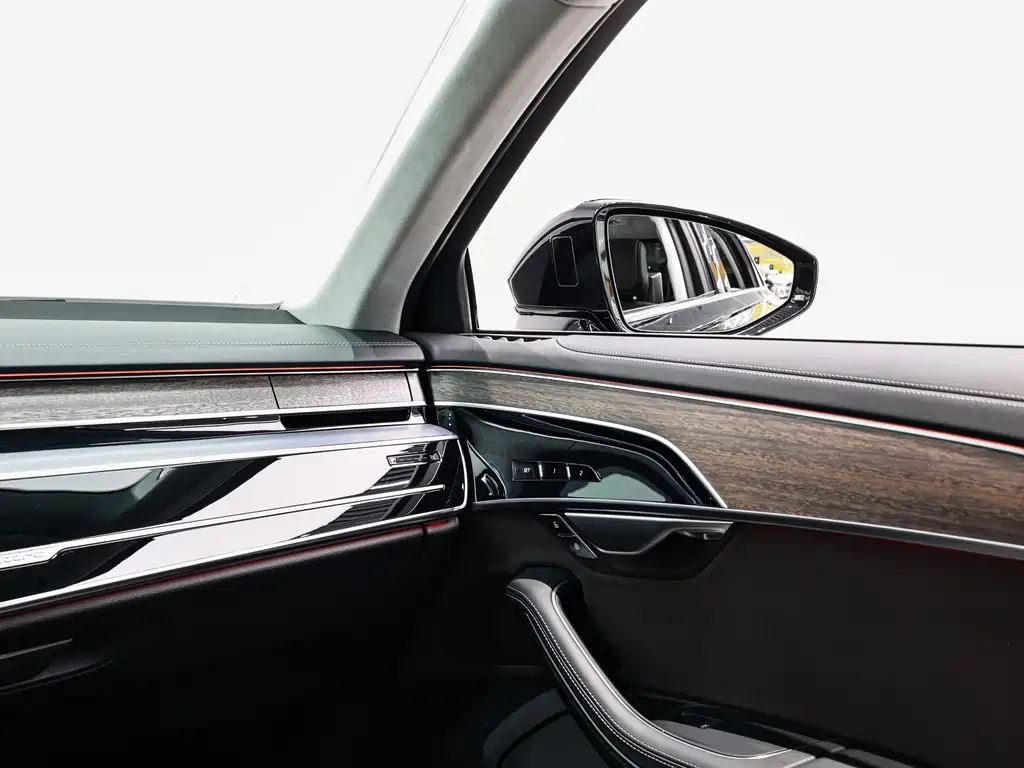 Audi A8 2024 — фото 21