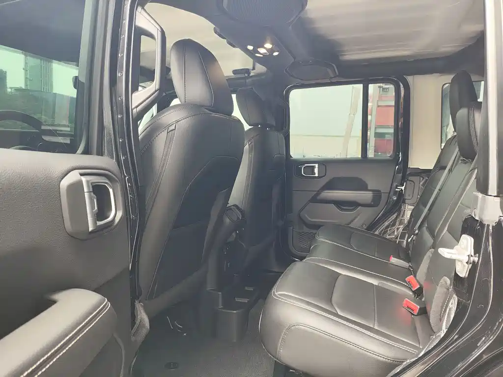 Jeep Wrangler 2021