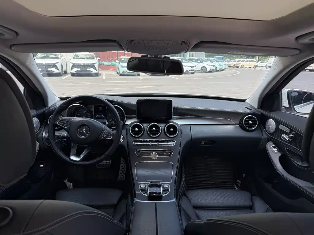 Mercedes-Benz C-Class 2018