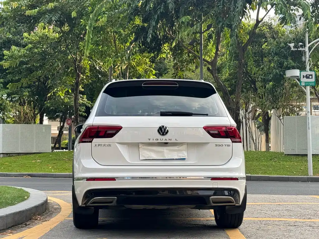 Volkswagen Tiguan L 2021 — фото 15
