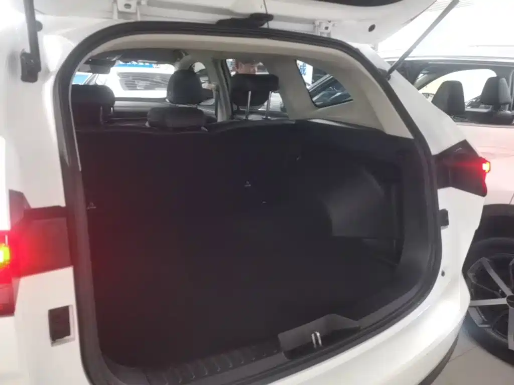 Haval H6 2023 — фото 19