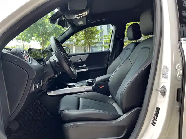Mercedes-Benz GLB 2022