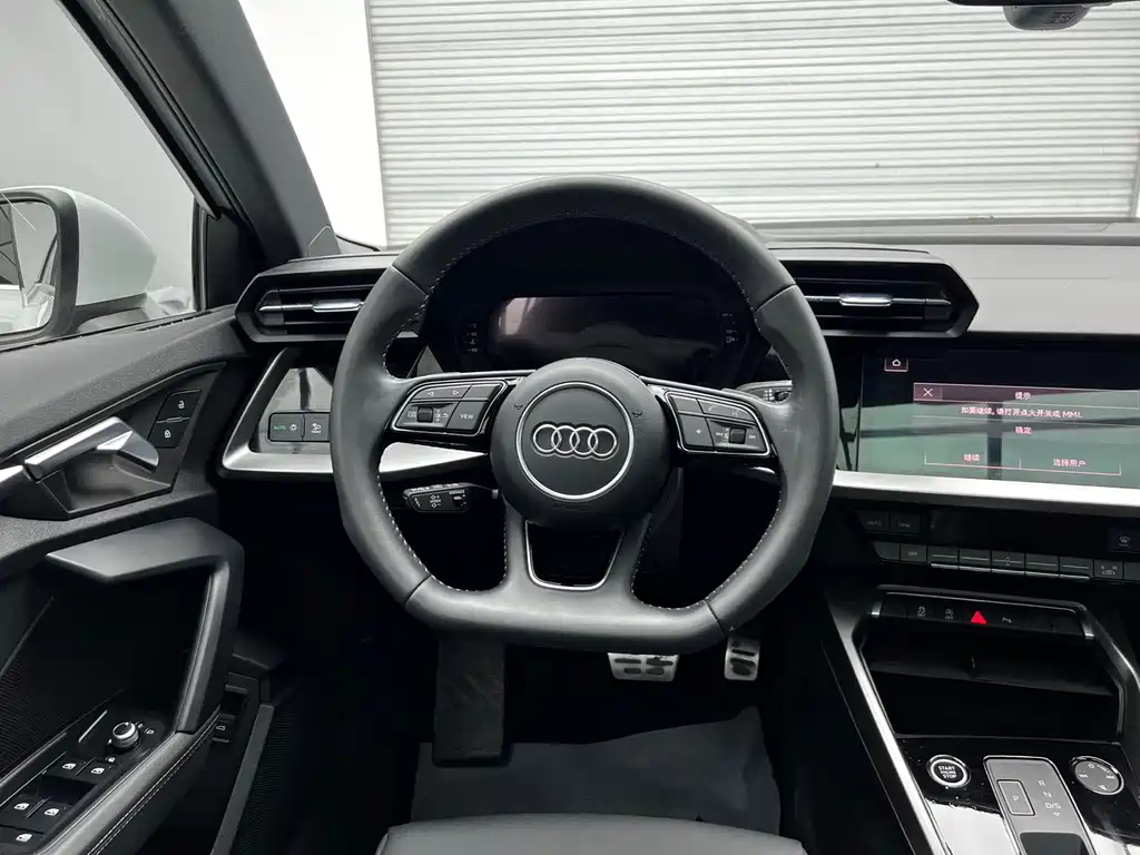 Audi A3 2022 — фото 10