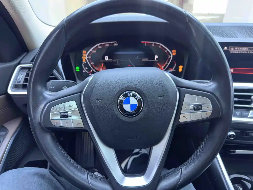 BMW 3 Series 2022 — фото 18