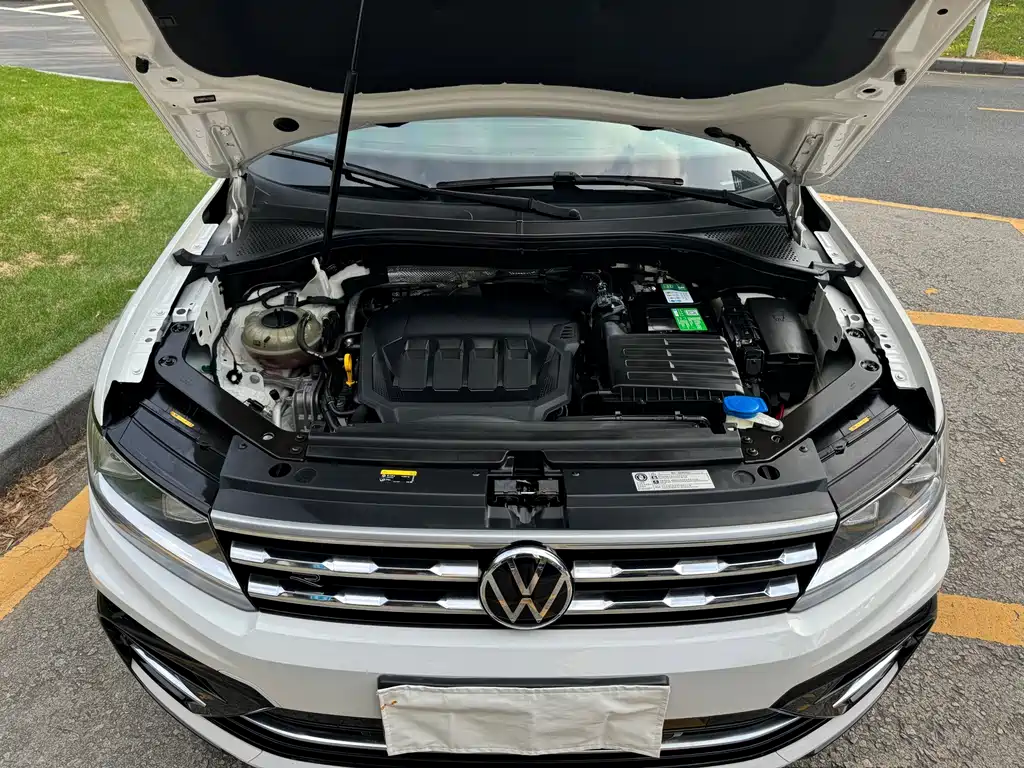 Volkswagen Tiguan L 2021 — фото 13