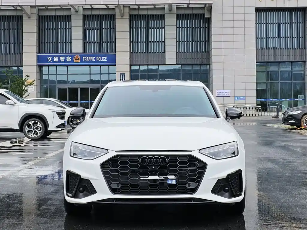 Audi A4L 2023