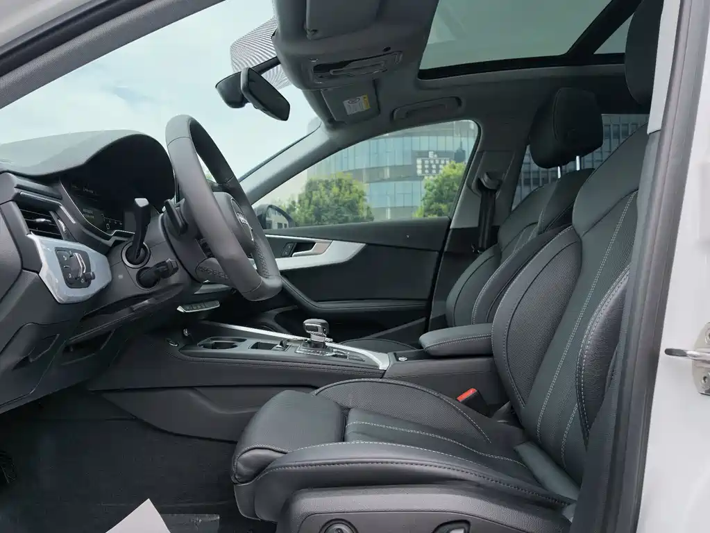 Audi A4L 2023
