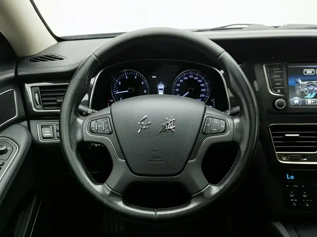 Hongqi H7 2018 — фото 11
