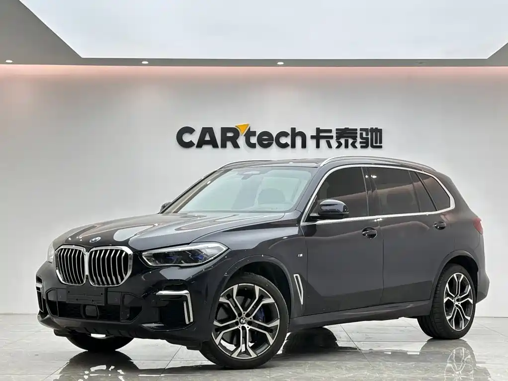 BMW X5 2022 — фото 1