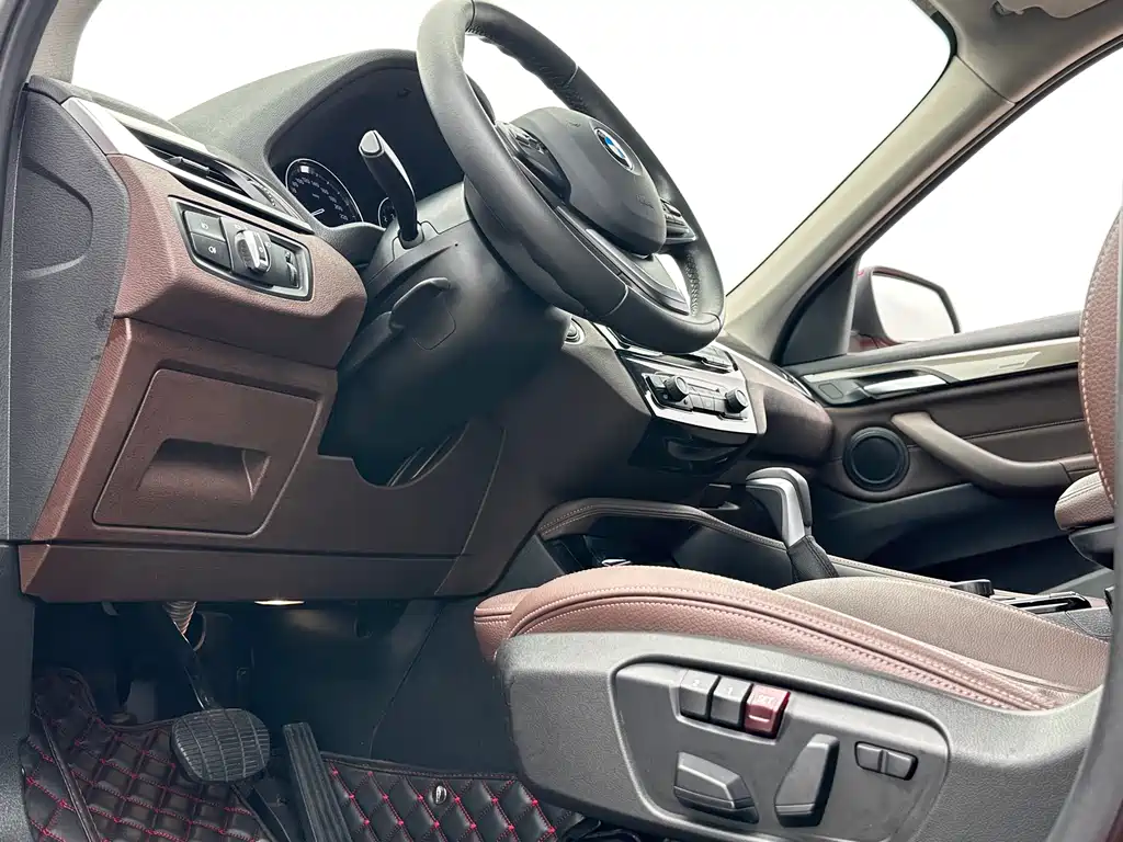 BMW X1 2019 — фото 10
