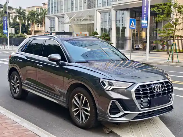Audi Q3 2021