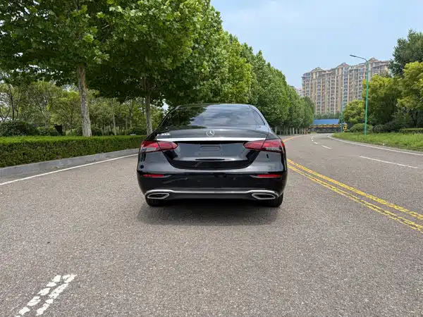 Mercedes-Benz E-Class 2017
