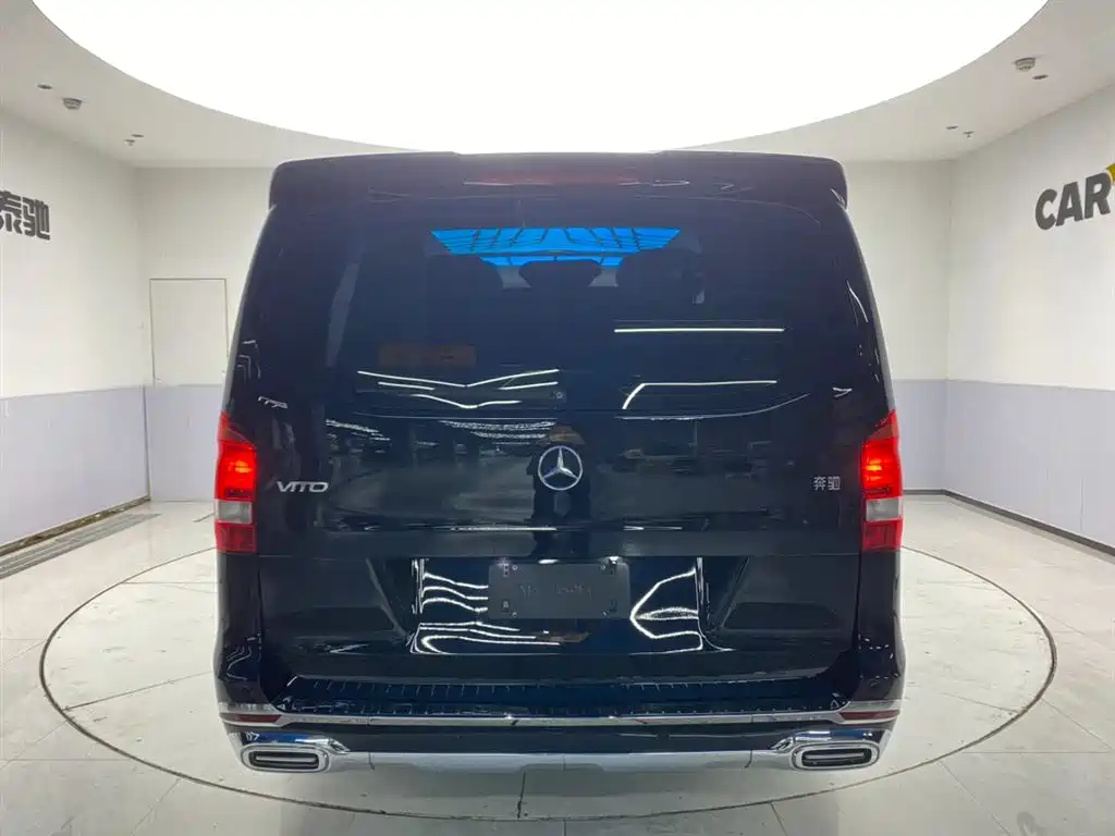 Mercedes-Benz Vito 2024 — фото 6