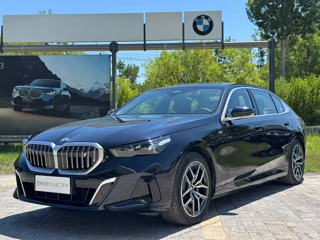 BMW i5 2025