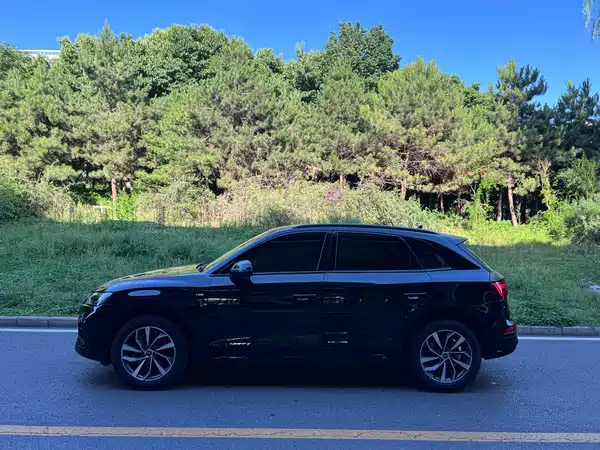 Audi Q5L 2025