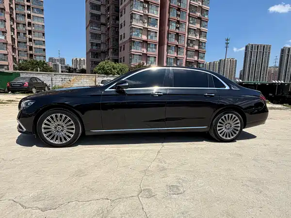 Mercedes-Benz E-Class 2017