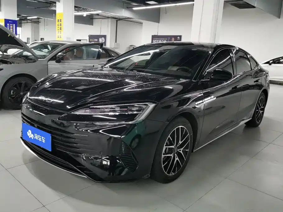 BYD Seal 07 DM-i 2024