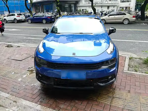 Lynk & Co 02 2021