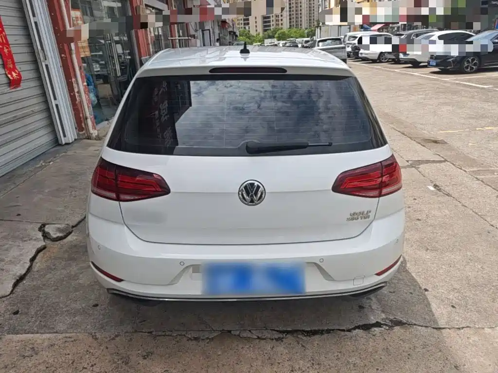 Volkswagen Golf 2020