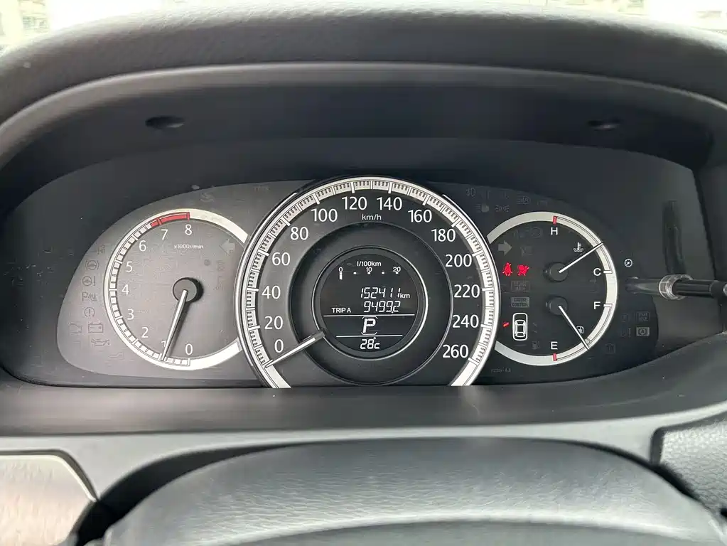 Honda Accord 2014 — фото 10