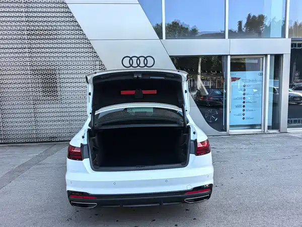 Audi A4L 2024