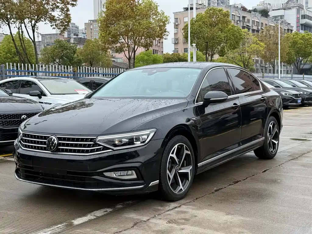 Volkswagen Magotan 2023