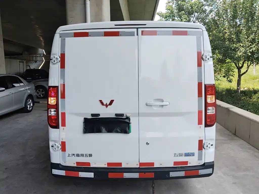 Wuling Yangguang 2024