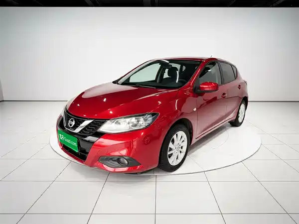 Nissan Tiida 2016