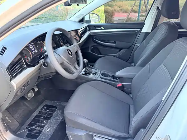 Volkswagen Bora 2021