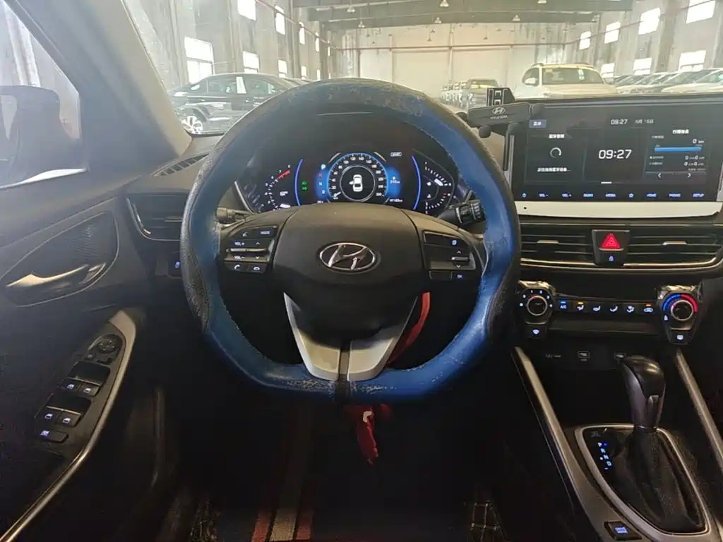 Hyundai Fista 2020 — фото 11
