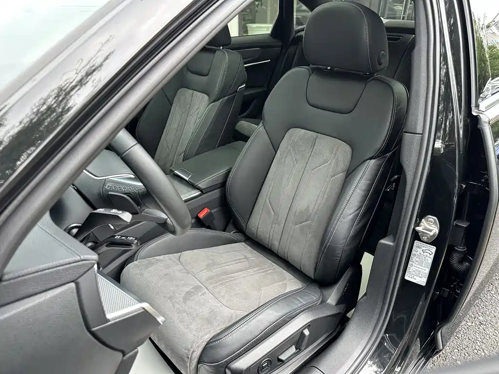 Audi A6L 2022 — фото 10