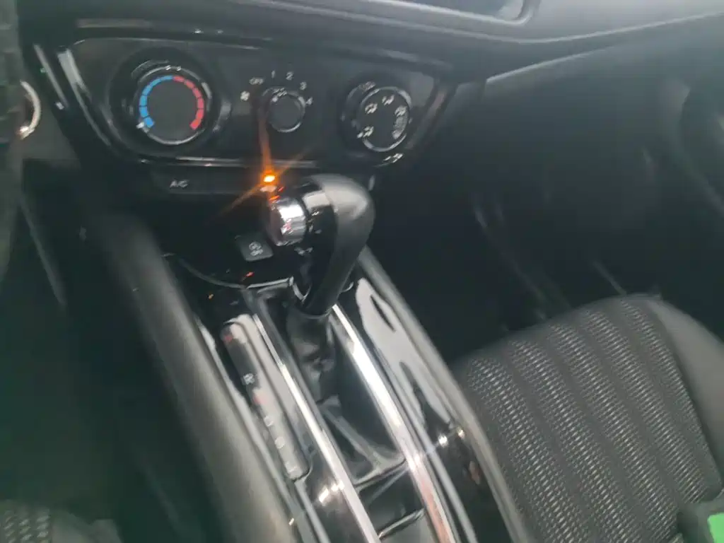 Honda Vezel 2016 — фото 14