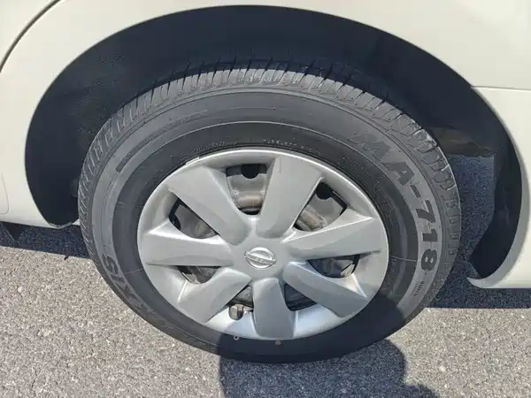 Nissan Sunny 2014