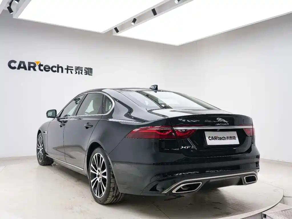 Jaguar XFL 2024 — фото 17