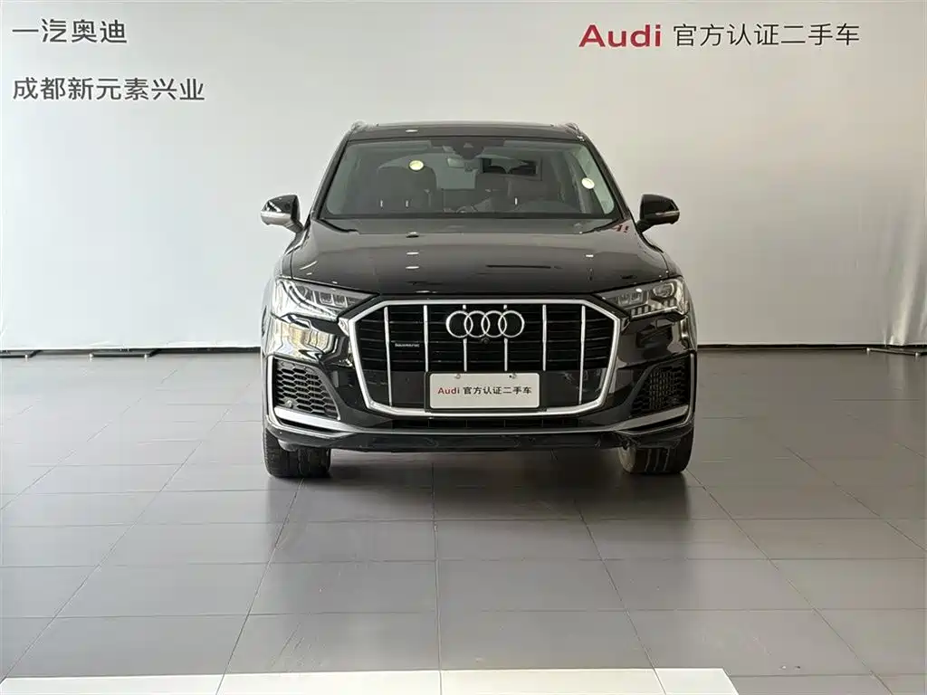 Audi Q7 2023 — фото 2