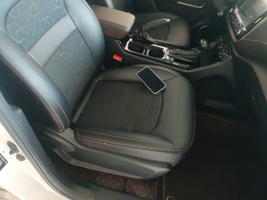 GAC Motor Trumpchi GS3 2018 — фото 23