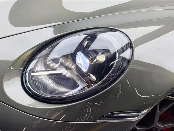 Porsche 911 2023