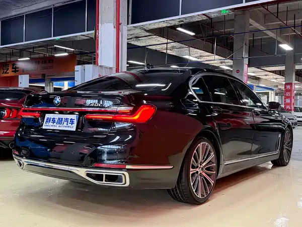 BMW 7 Series 2019